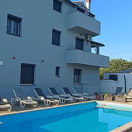House Ariamare דירה *