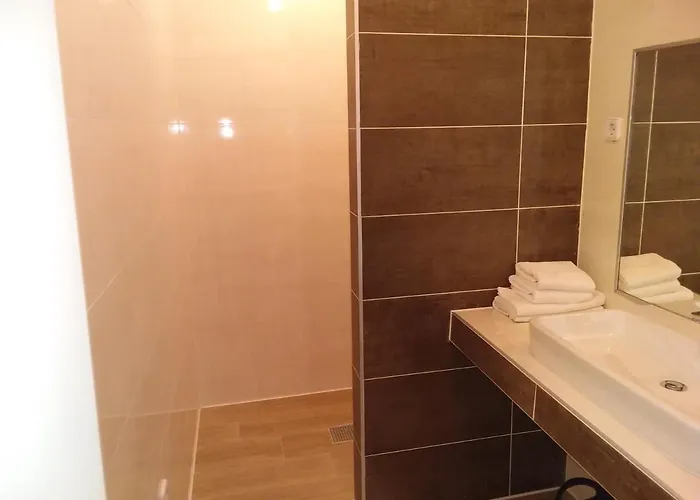 Apartament House Ariamare